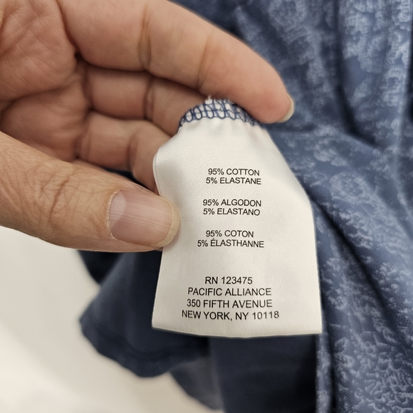 Frye Mini Tiered Sleeveless Shift Dress in Faded Bandana Blue - Picture 4 of 10